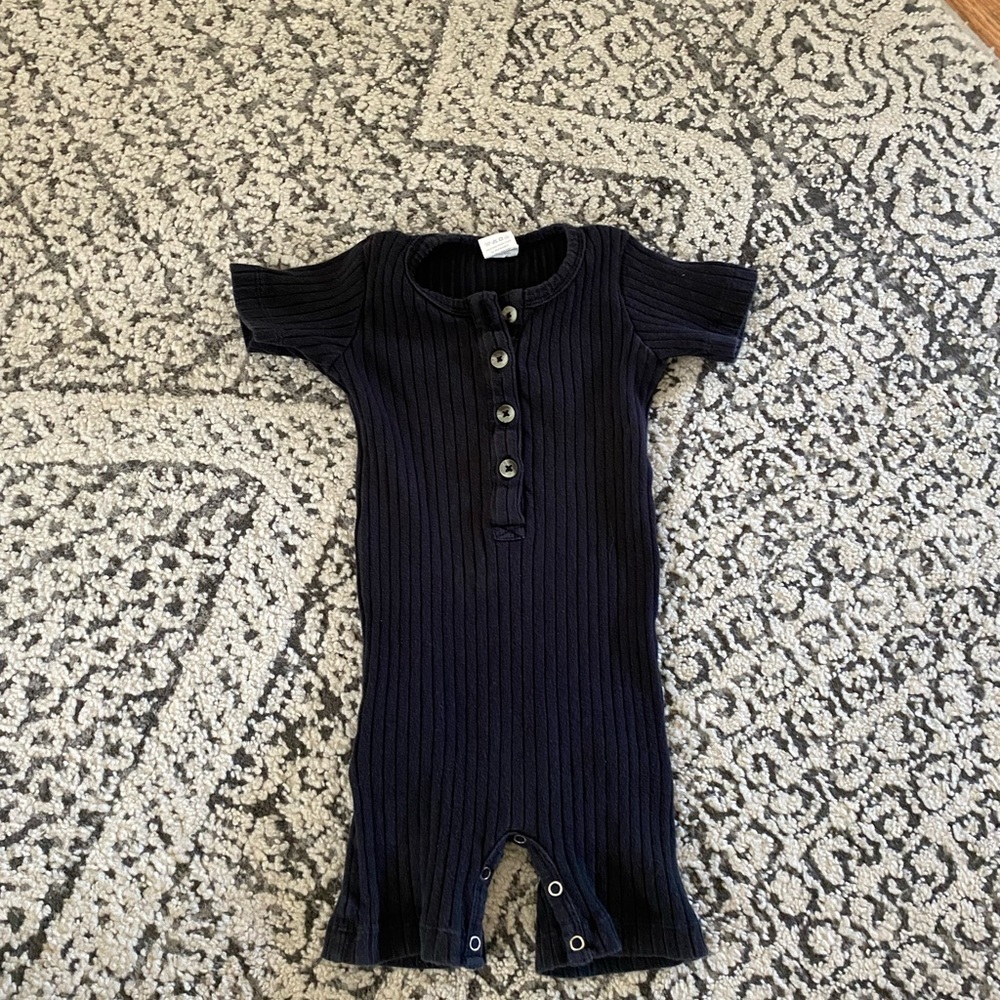 Kate Quinn Black Ribbed Bodysuit with Short Sleeves